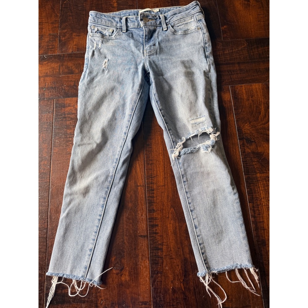 Levis Skinny Jeans 25 Light Wash Distressed Ripped Raw Hem Denim Mid Rise Crop
